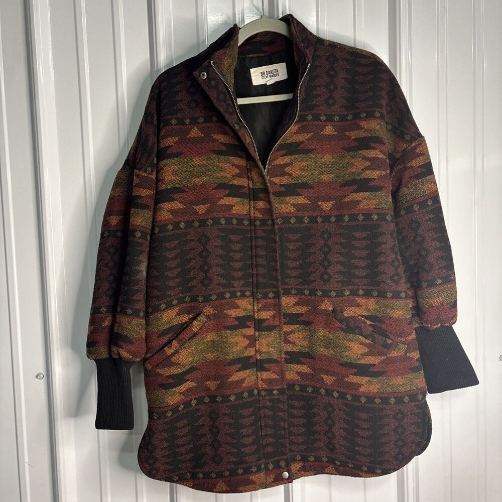 BB Dakota Cabin Fever Coat Size Small